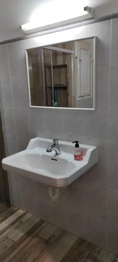 Can Romani - Casa Compartida Con Propietario - Bano Compartido L' Escala